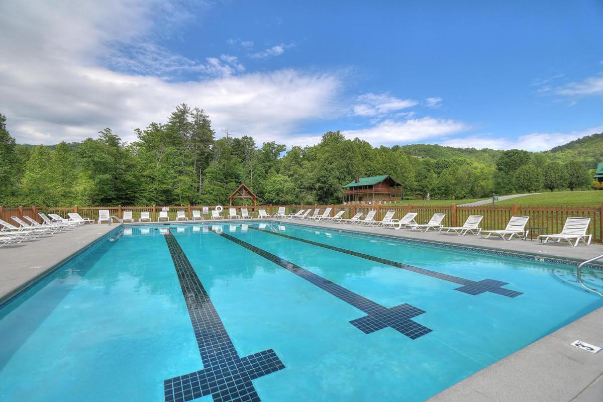 Alpine Joy-Hot Tub, Pond Access ,1089 Of Free Tickets For Each Paid Day, Dollywood And More! 타운센드 외부 사진